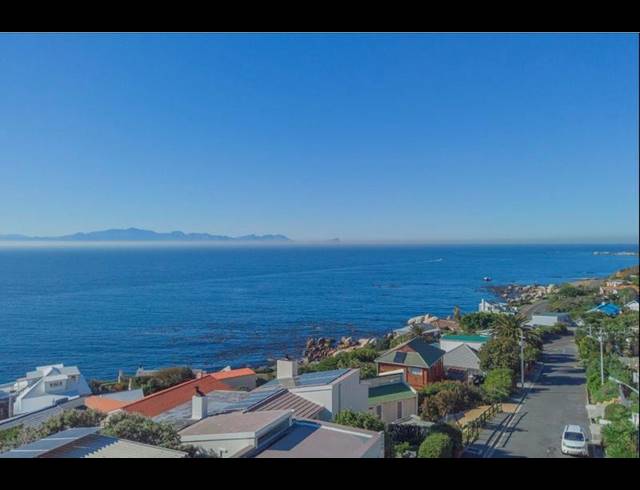 5 BEDROOM HOUSE FOR SALE IN MURDOCK VALLEY